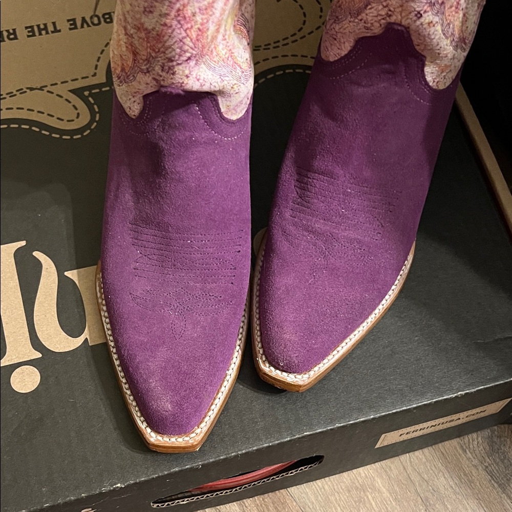 Ferrini women’s Roughout boots - Picture 3 of 4